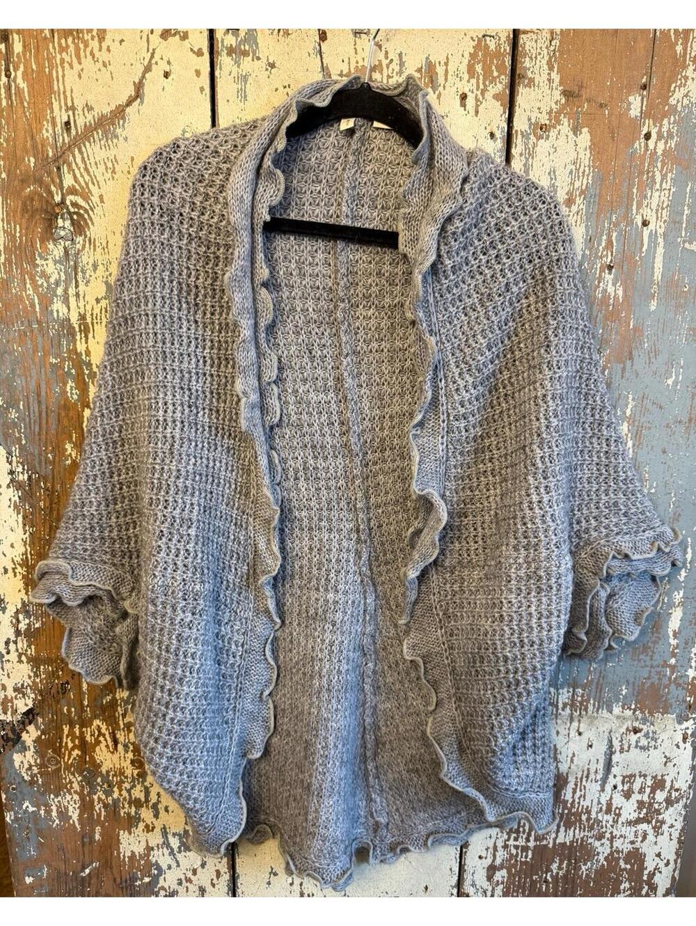 Anthropologie Moth Rocia ruffled gray cardigan wool blend size Medium